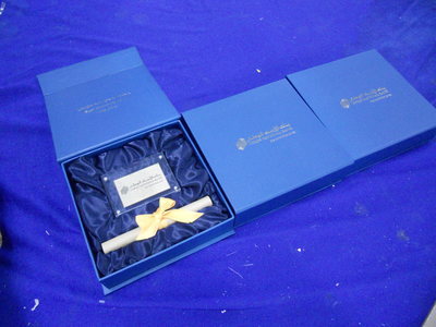 促銷禮品首選 壓克力相框、有機玻璃組合相框與螺絲相框